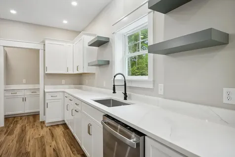 18 Crestwood Drive Orrington ME 04474