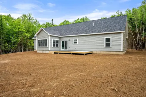 18 Crestwood Drive Orrington ME 04474