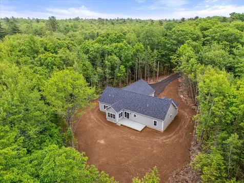 18 Crestwood Drive Orrington ME 04474