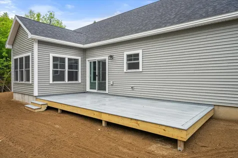 18 Crestwood Drive Orrington ME 04474