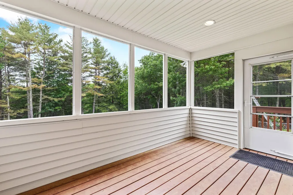 85 May Meadow Drive Gray ME 04039