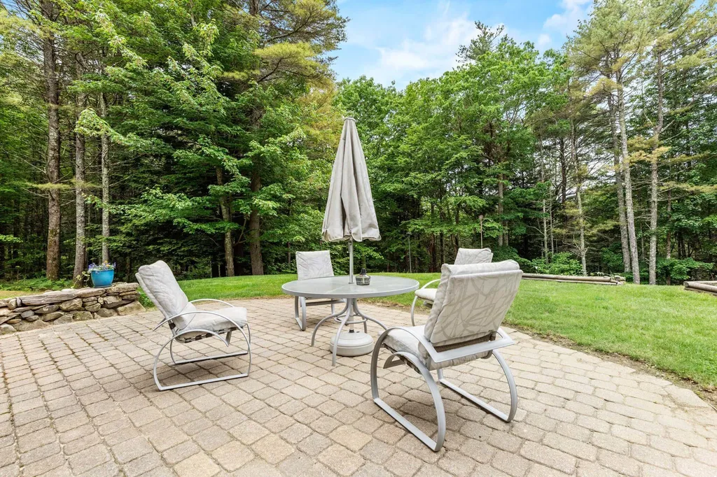 85 May Meadow Drive Gray ME 04039