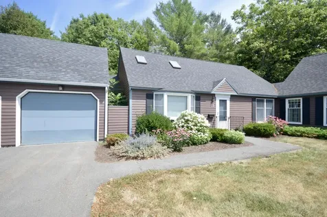 37 Cortland Circle Bangor ME 04401