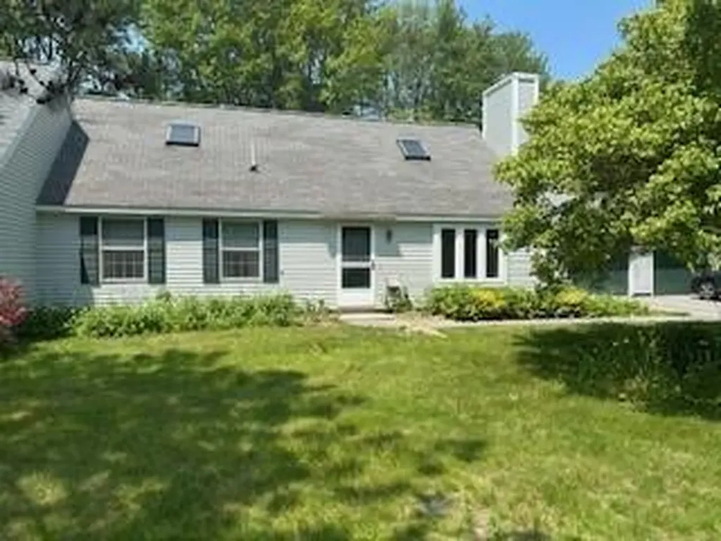 56 Willow Grove Road Brunswick ME 04011