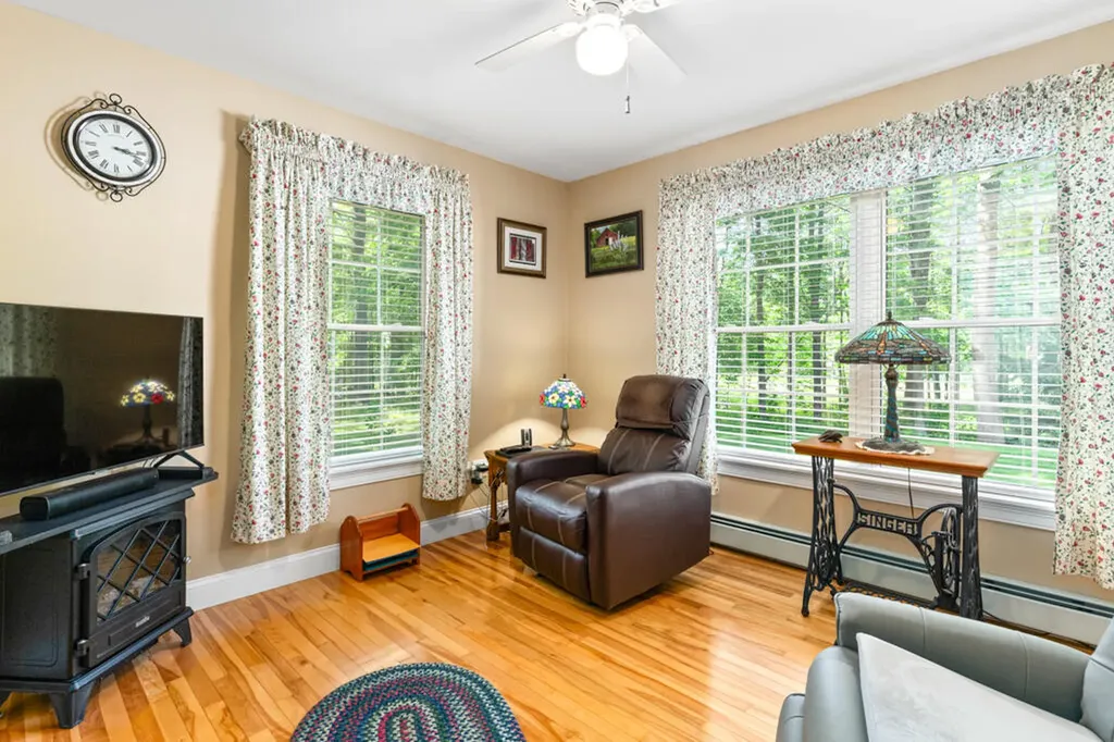 824 Duck Pond Road Westbrook ME 04092