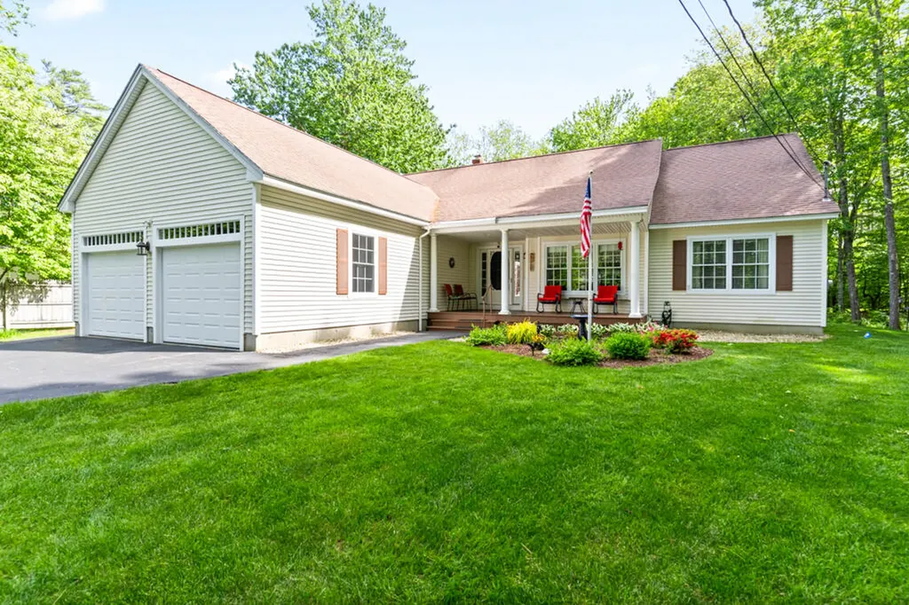 824 Duck Pond Road Westbrook ME 04092