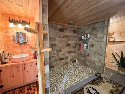 14 Peaceful Lane Lakeville ME 04487