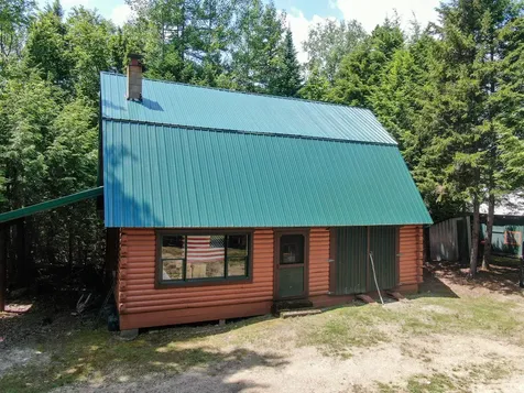 14 Peaceful Lane Lakeville ME 04487
