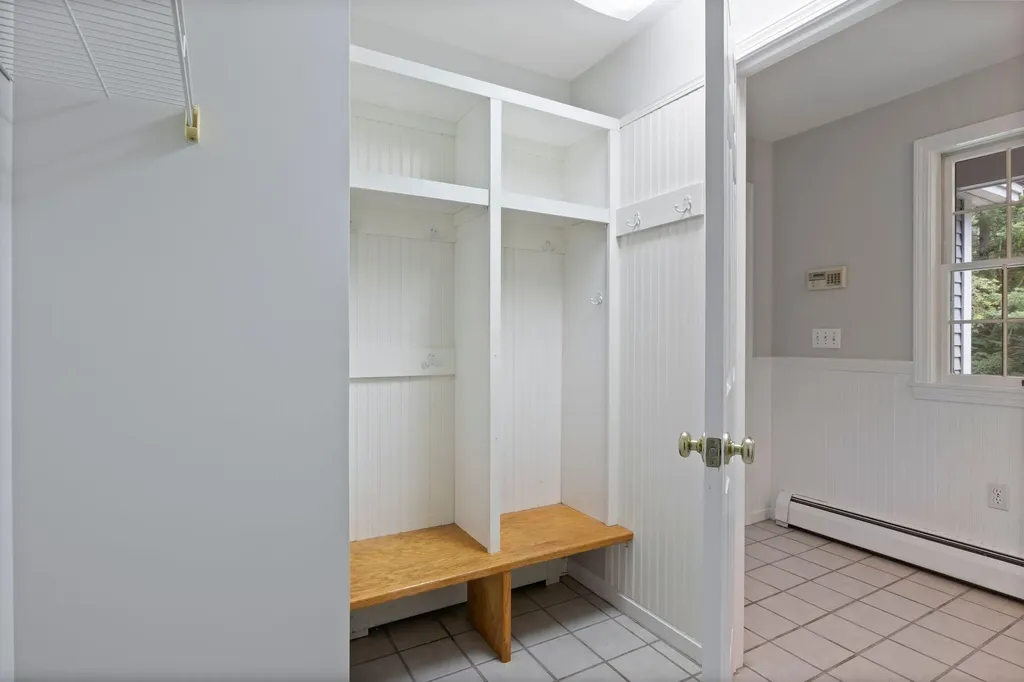 19 Lakeside Drive Falmouth ME 04105