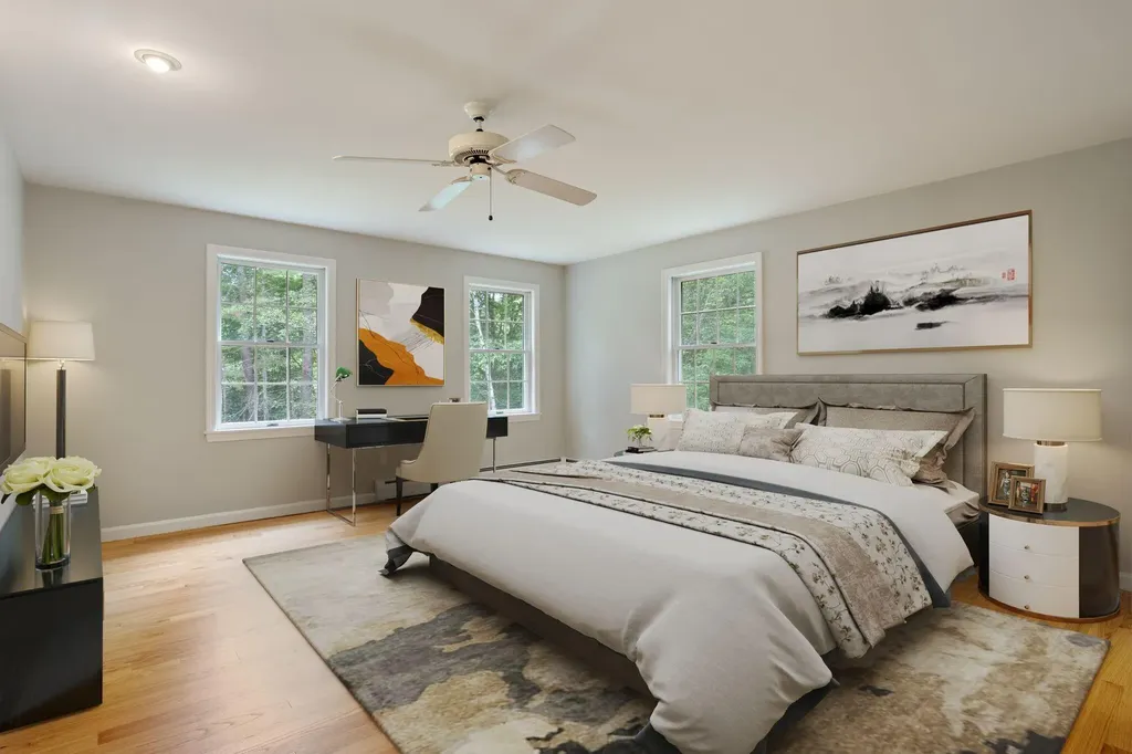 19 Lakeside Drive Falmouth ME 04105