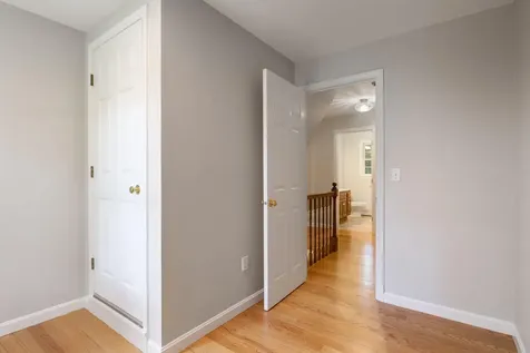 19 Lakeside Drive Falmouth ME 04105