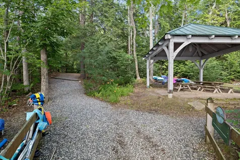 19 Lakeside Drive Falmouth ME 04105
