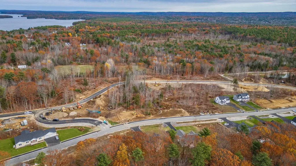 33 Woodbrey Lane Standish ME 04084