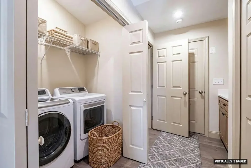 33 Woodbrey Lane Standish ME 04084
