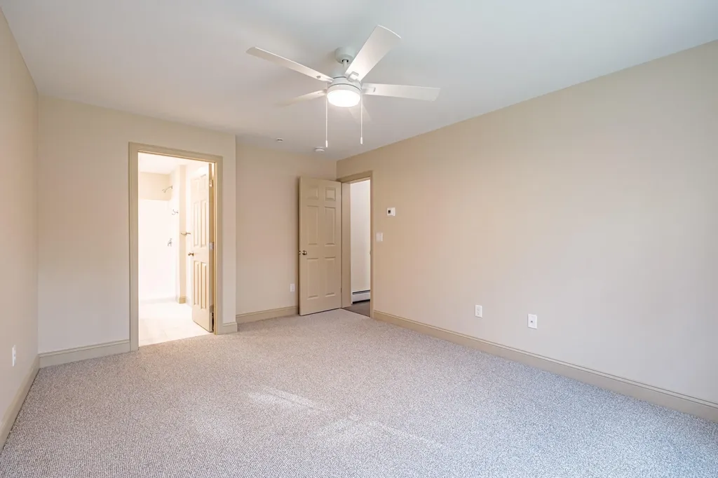 33 Woodbrey Lane Standish ME 04084
