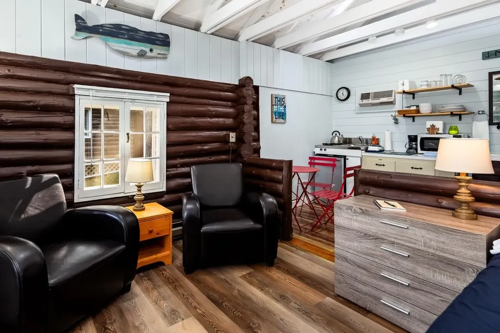 2076 Atlantic Highway Lincolnville ME 04849