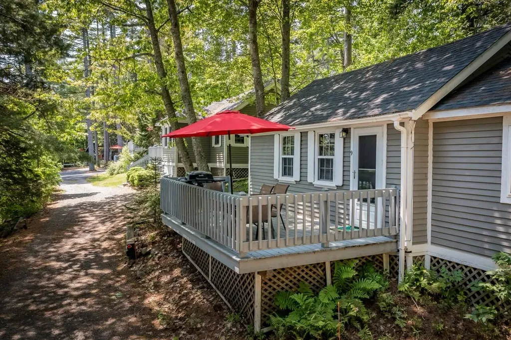 2076 Atlantic Highway Lincolnville ME 04849