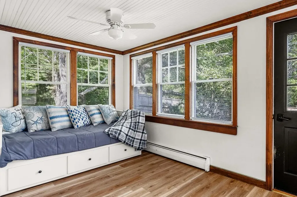 2076 Atlantic Highway Lincolnville ME 04849
