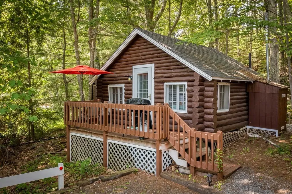 2076 Atlantic Highway Lincolnville ME 04849
