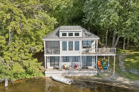 64 Mansir Lane Richmond ME 04357