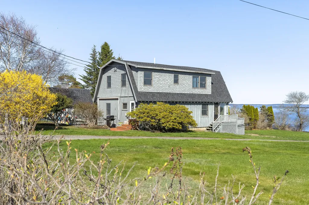 3 Linnell Drive Harpswell ME 04003