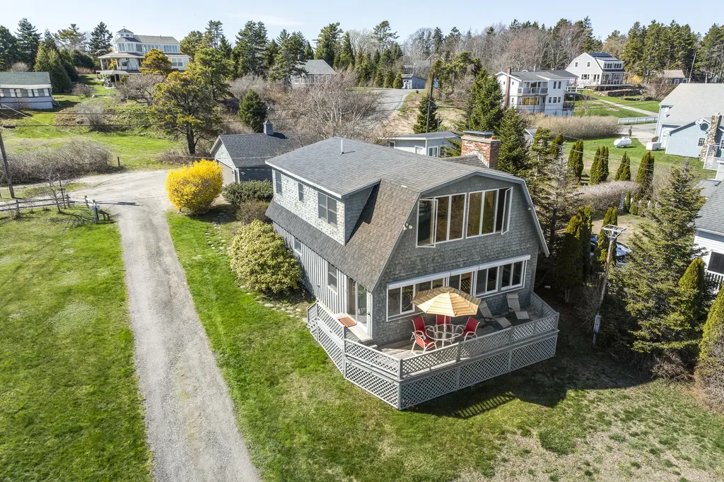 3 Linnell Drive Harpswell ME 04003