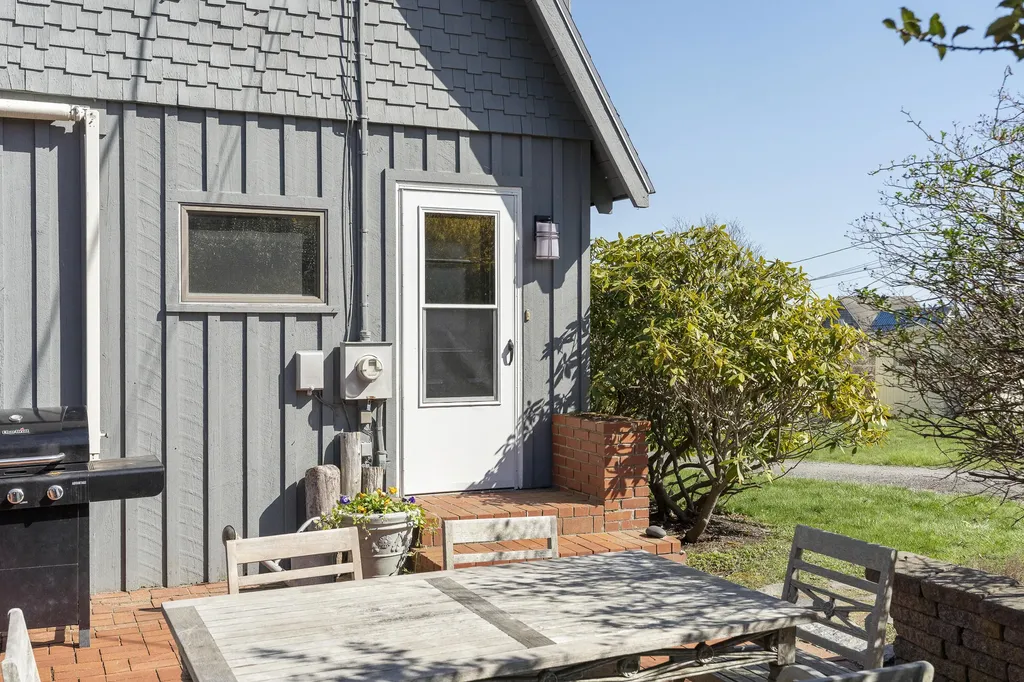 3 Linnell Drive Harpswell ME 04003