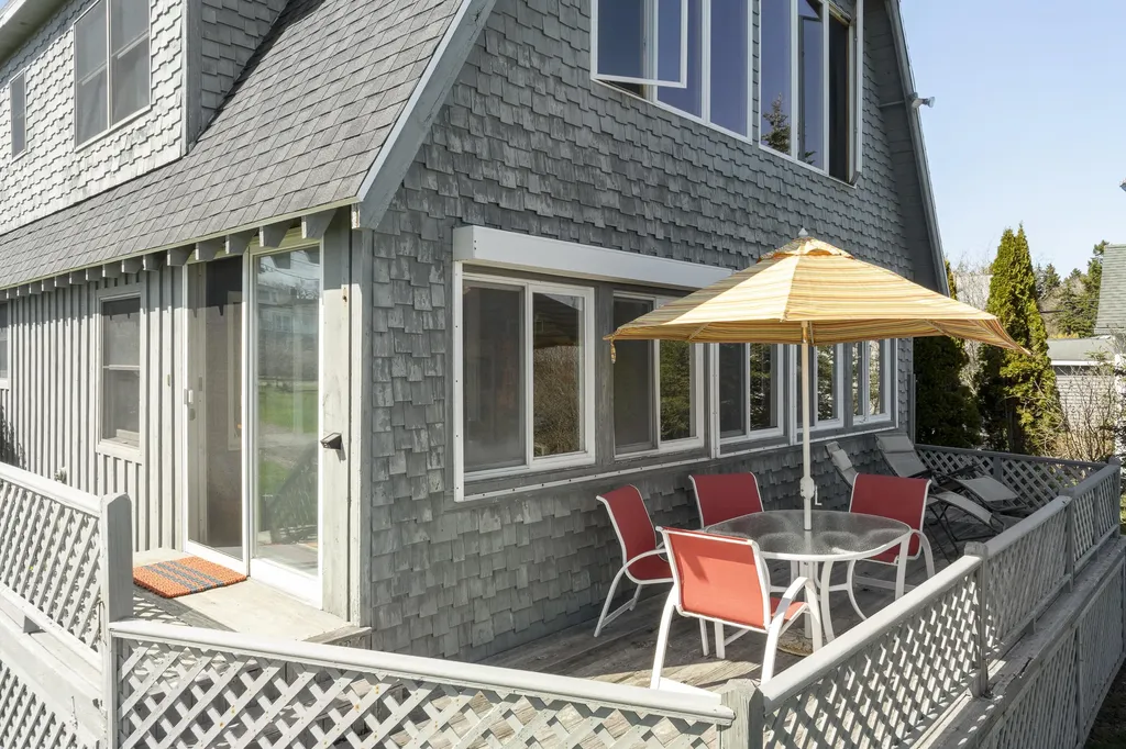 3 Linnell Drive Harpswell ME 04003