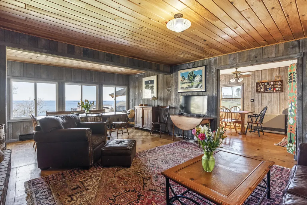 3 Linnell Drive Harpswell ME 04003