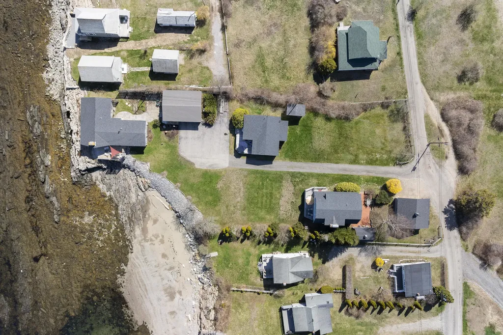 3 Linnell Drive Harpswell ME 04003
