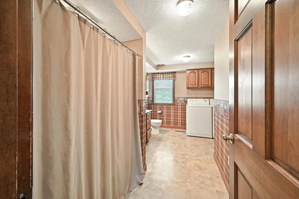 23 West Street Benton ME 04901