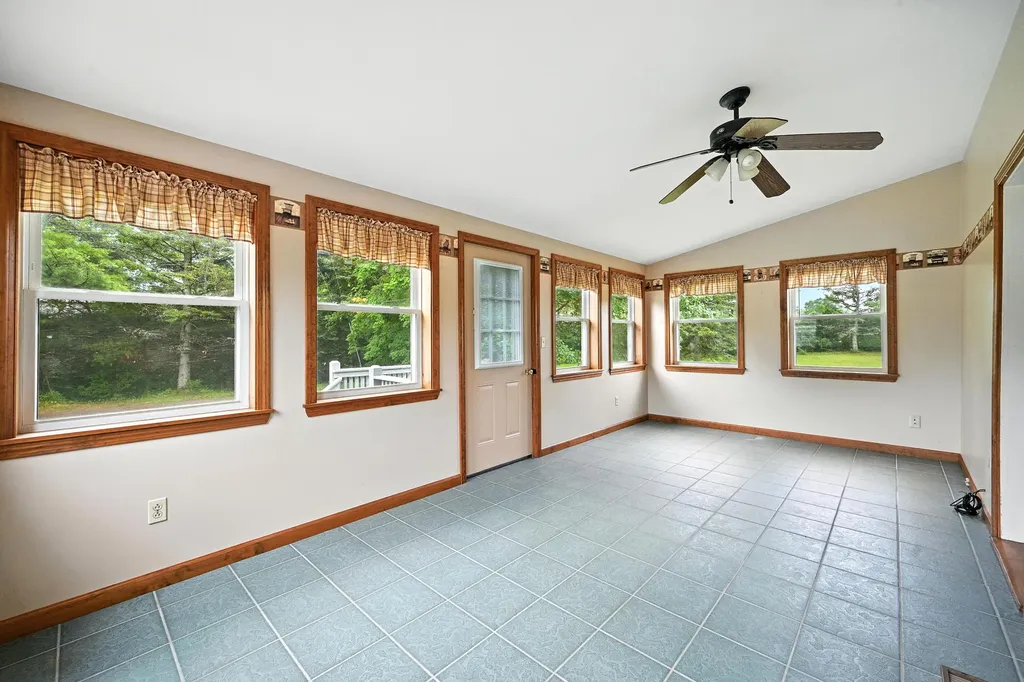23 West Street Benton ME 04901