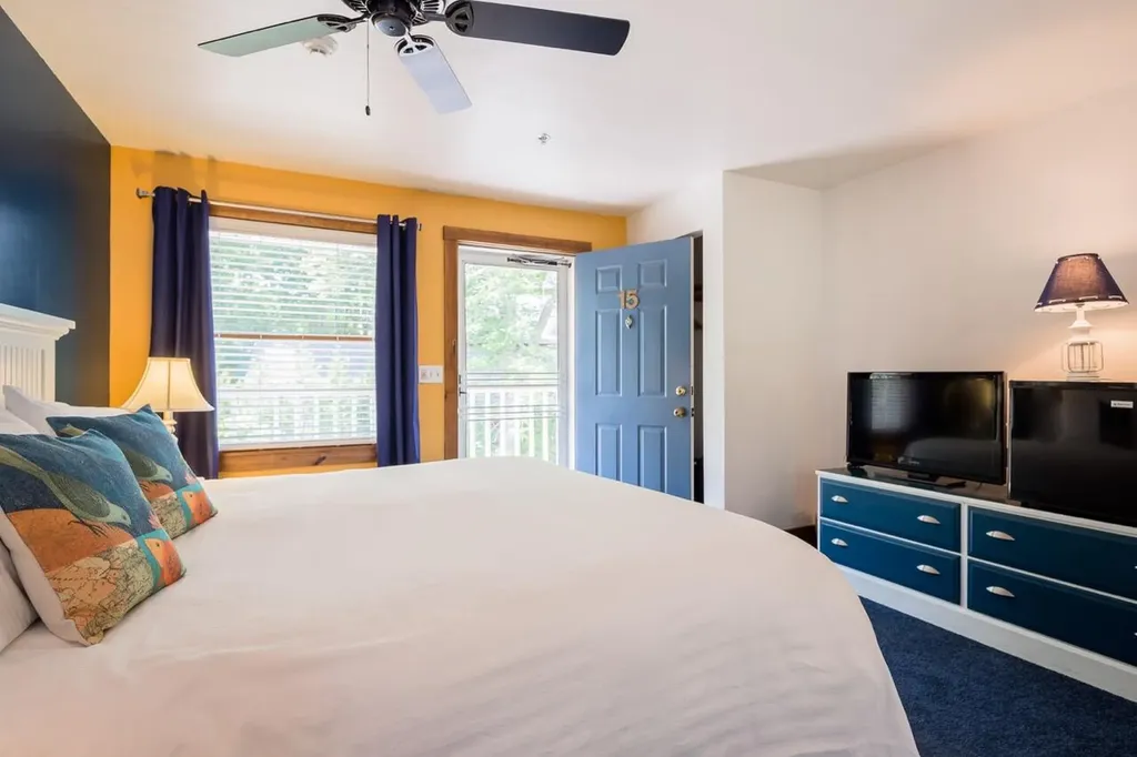 68 Elm Street Camden ME 04843
