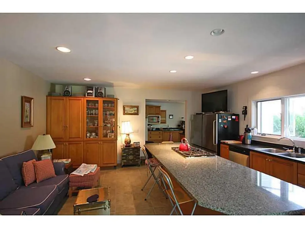 68 Elm Street Camden ME 04843