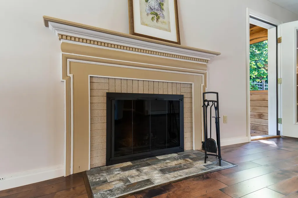 36 Woodlawn Avenue Auburn ME 04210