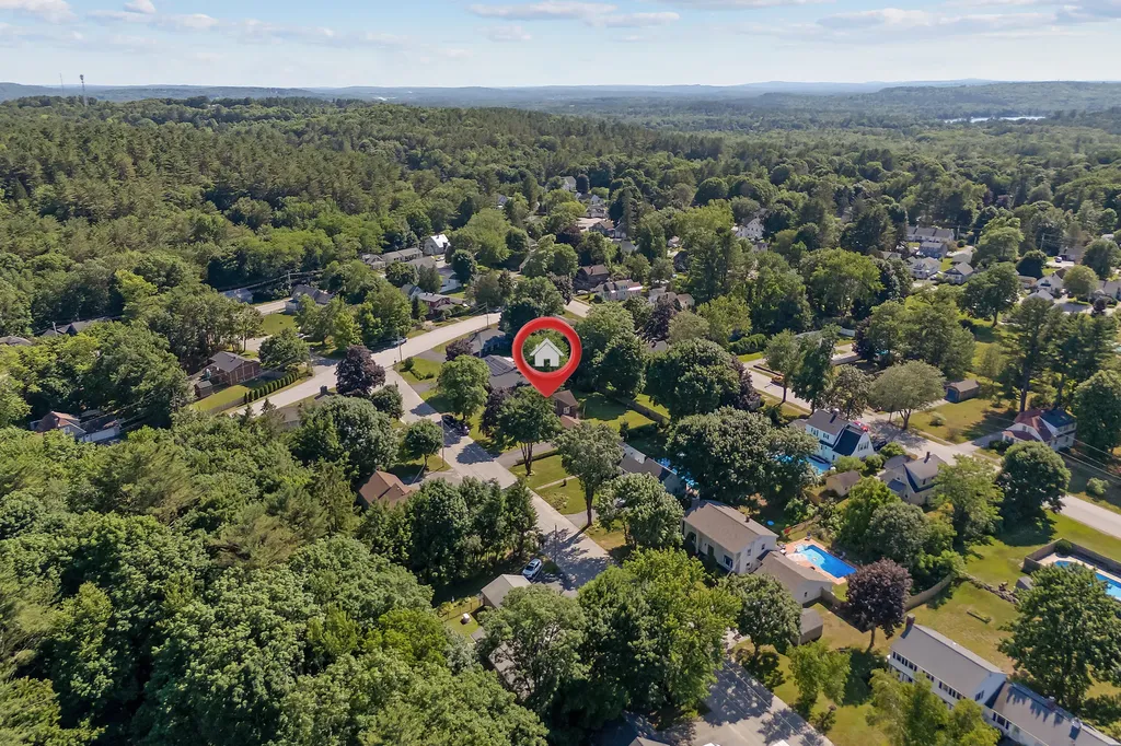36 Woodlawn Avenue Auburn ME 04210
