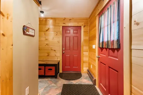 36 Woodlawn Avenue Auburn ME 04210