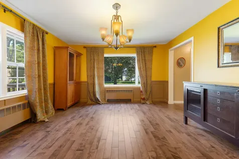 36 Woodlawn Avenue Auburn ME 04210