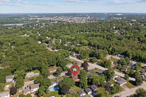 36 Woodlawn Avenue Auburn ME 04210