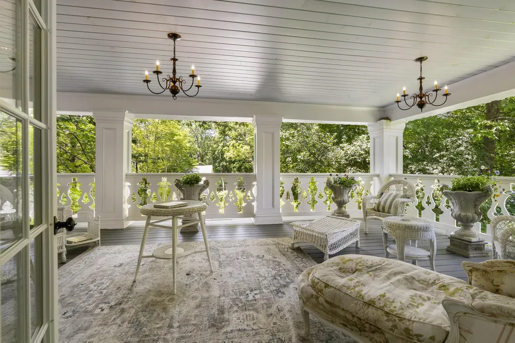 18 High Street Wiscasset ME 04578