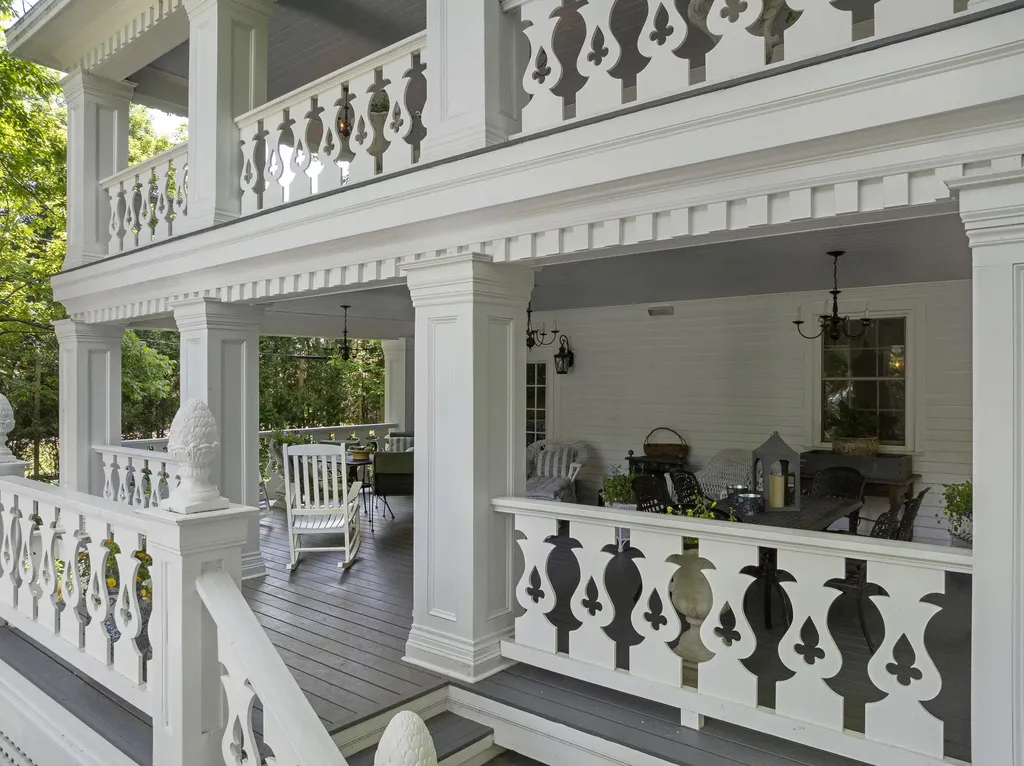 18 High Street Wiscasset ME 04578