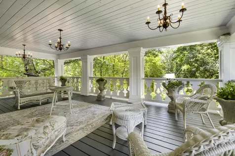 18 High Street Wiscasset ME 04578