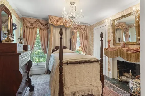 18 High Street Wiscasset ME 04578