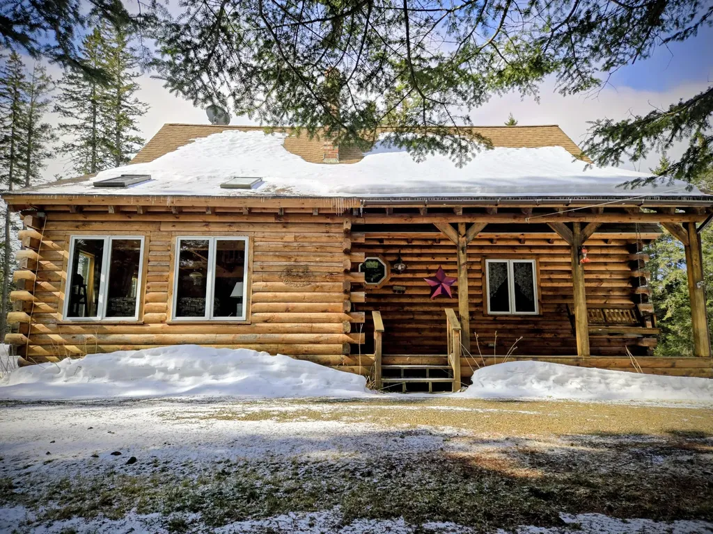642 Mingo Loop Road Rangeley ME 04970