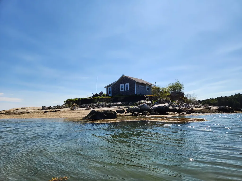 10 Eugley Island Friendship ME 04547
