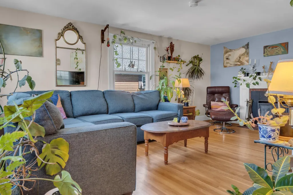 628 Broadway South Portland ME 04106