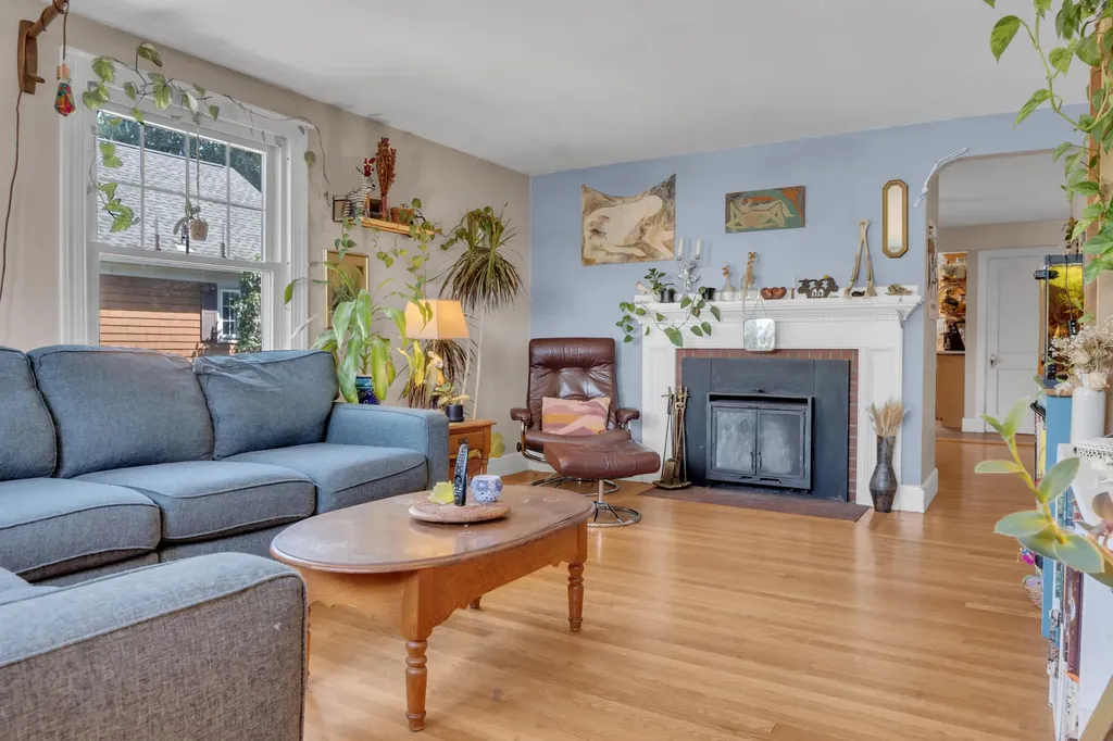 628 Broadway South Portland ME 04106