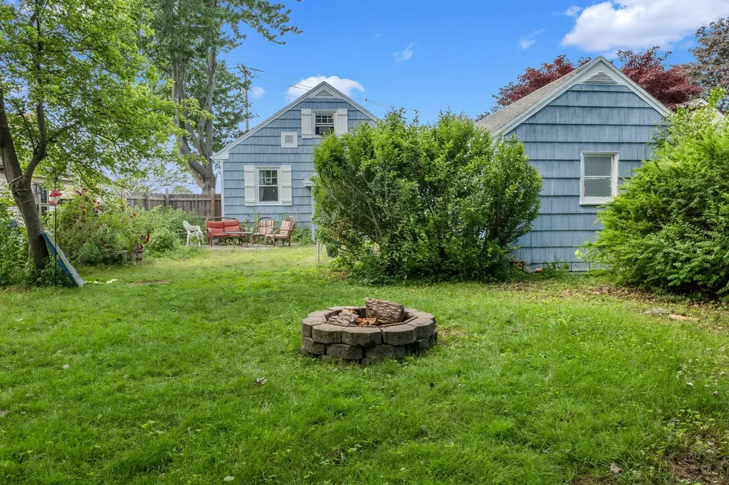 628 Broadway South Portland ME 04106