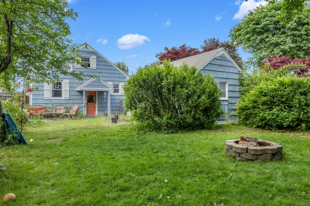 628 Broadway South Portland ME 04106