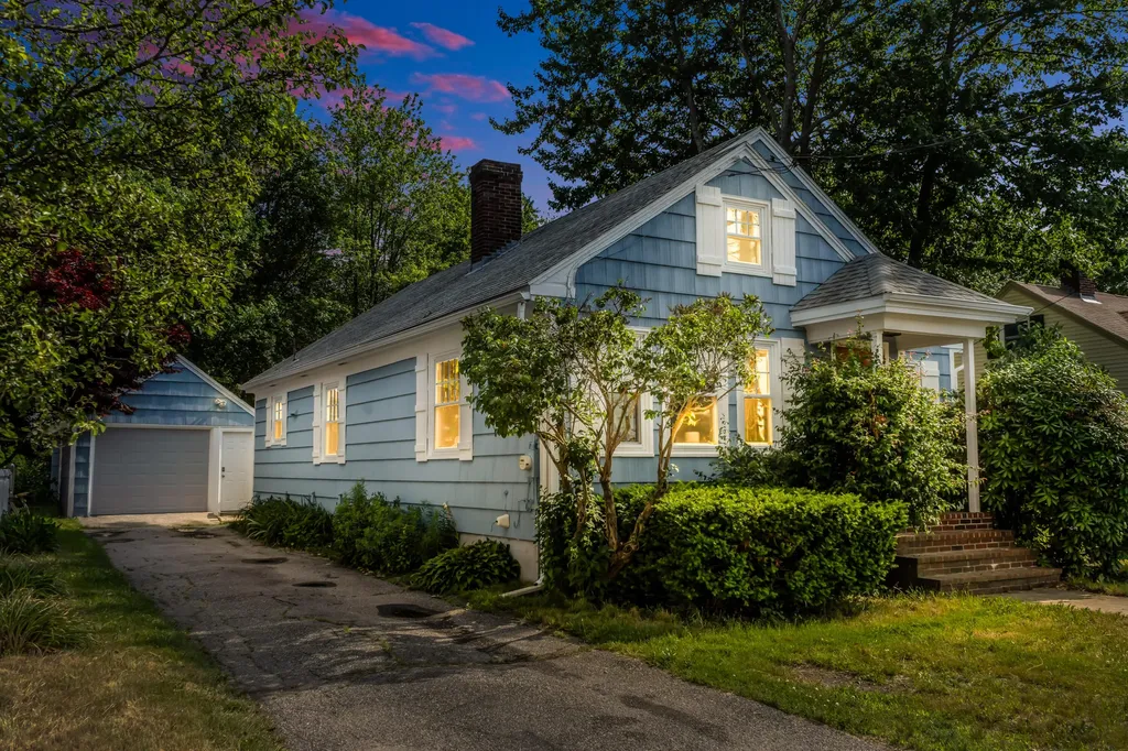 628 Broadway South Portland ME 04106